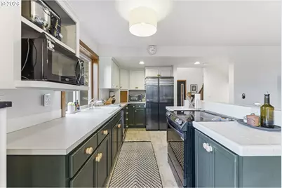 7537 SE 116th Ave, Portland, OR 97266 - Photo 11