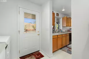 178 Dovetail Ln, Sutherlin, OR 97479 - Photo 17