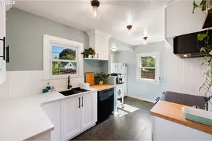 3710 SE 86th Ave, Portland, OR 97266 - Photo 11