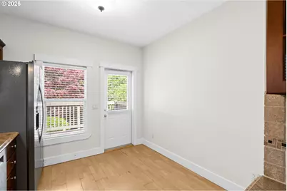 2165 NW Everett St, Portland, OR 97210 - Photo 15