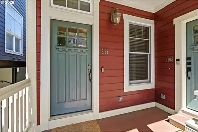 2165 NW Everett St, Portland, OR 97210 - Photo 5