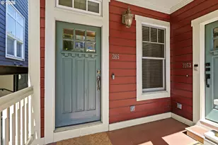 2165 NW Everett St, Portland, OR 97210 - Photo 5