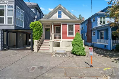 2165 NW Everett St, Portland, OR 97210 - Photo 3