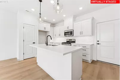 8644 SE Crescent Dr, Hillsboro, OR 97123 - Photo 7