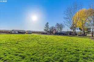 26050 SW Farmington Rd, Hillsboro, OR 97123 - Photo 23