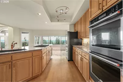 9101 NE Cliff St, Portland, OR 97220 - Photo 15