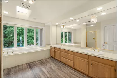 9101 NE Cliff St, Portland, OR 97220 - Photo 29
