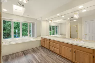 9101 NE Cliff St, Portland, OR 97220 - Photo 29
