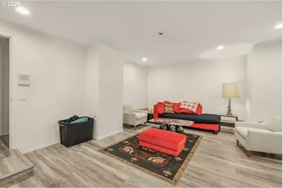 9101 NE Cliff St, Portland, OR 97220 - Photo 31