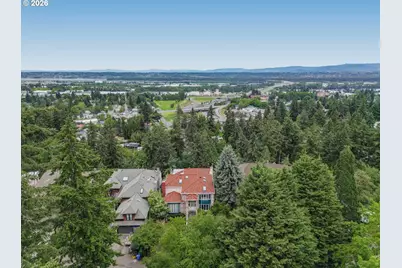9101 NE Cliff St, Portland, OR 97220 - Photo 3