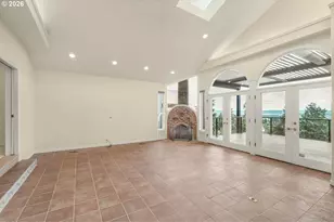 9101 NE Cliff St, Portland, OR 97220 - Photo 9