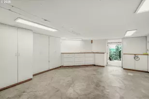 9101 NE Cliff St, Portland, OR 97220 - Photo 43