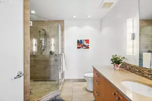 333 NW 9th Ave, Portland, OR 97209 - Photo 37