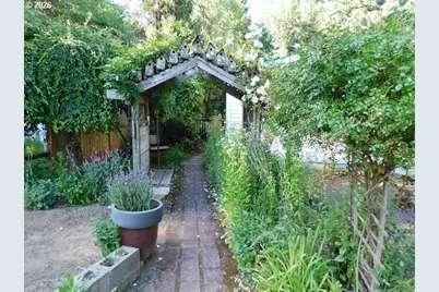 1105 Riverside Dr #32, Vernonia, OR 97064 - Photo 3