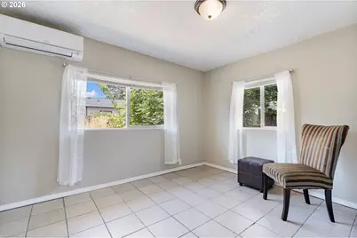 9221 SE Gladstone St, Portland, OR 97266 - Photo 13