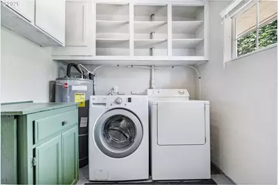 9221 SE Gladstone St, Portland, OR 97266 - Photo 15