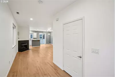 9235 SW Tanoak Ln, Tualatin, OR 97062 - Photo 3