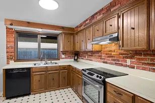 19330 SW Clarion Ct, Beaverton, OR 97003 - Photo 15