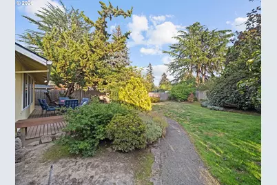 19330 SW Clarion Ct, Beaverton, OR 97003 - Photo 39