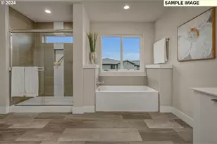 16801 SE Shimmering Leaf St, Happy Valley, OR 97086 - Photo 37