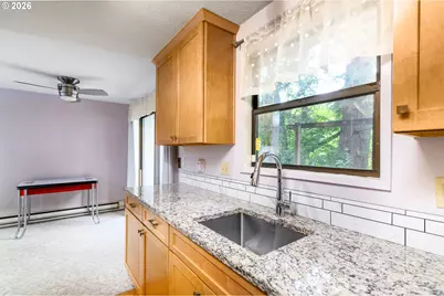7925 SW Fanno Creek Dr #6, Tigard, OR 97224 - Photo 13