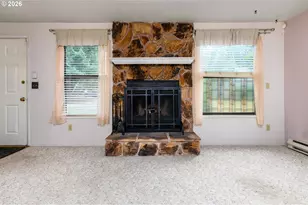 7925 SW Fanno Creek Dr, Tigard, OR 97224 - Photo 7