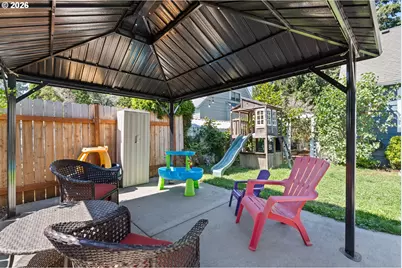 1815 E 33rd St, Vancouver, WA 98663 - Photo 35