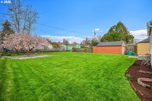 3645 NE 116th Ave, Portland, OR 97220 - Photo 25