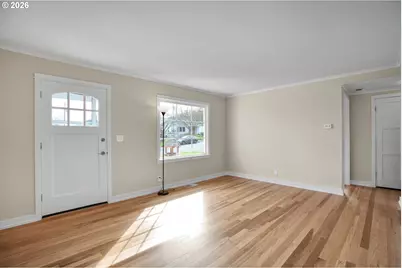 3645 NE 116th Ave, Portland, OR 97220 - Photo 3