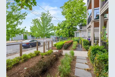 5425 N Minnesota Ave #6, Portland, OR 97217 - Photo 3