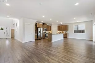 18246 SW Silvertip St, Beaverton, OR 97007 - Photo 13