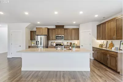 18246 SW Silvertip St, Beaverton, OR 97007 - Photo 17