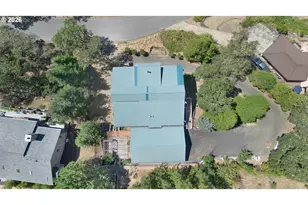 1380 SE Laurel Ct, Roseburg, OR 97470 - Photo 43