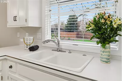 32400 SW Arbor Lake Dr, Wilsonville, OR 97070 - Photo 15