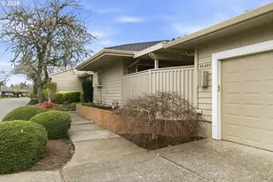 32400 SW Arbor Lake Dr, Wilsonville, OR 97070 - Photo 3