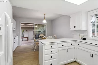 32400 SW Arbor Lake Dr, Wilsonville, OR 97070 - Photo 17