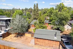 539 NW Ogden Ave, Bend, OR 97703 - Photo 9