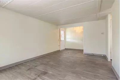 11728 SW Royal Villa Dr, Tigard, OR 97224 - Photo 5