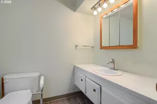 11728 SW Royal Villa Dr, Tigard, OR 97224 - Photo 13