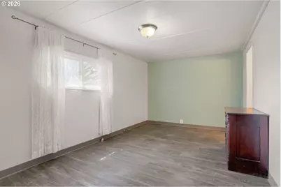 11728 SW Royal Villa Dr, Tigard, OR 97224 - Photo 11