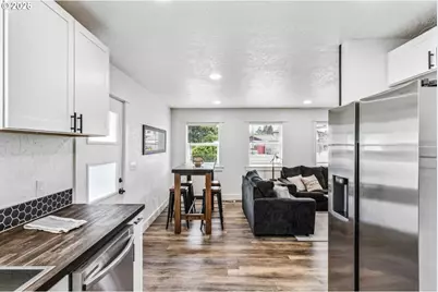 1184 2nd St, Florence, OR 97439 - Photo 17