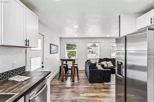 1184 2nd St, Florence, OR 97439 - Photo 17