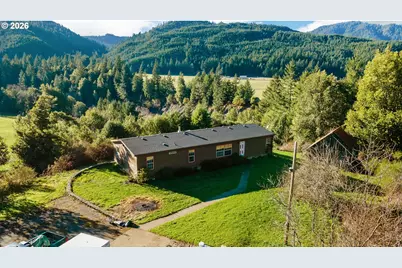 41308 S Powers Rd, Powers, OR 97466 - Photo 3