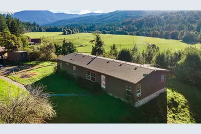 41308 S Powers Rd, Powers, OR 97466 - Photo 3