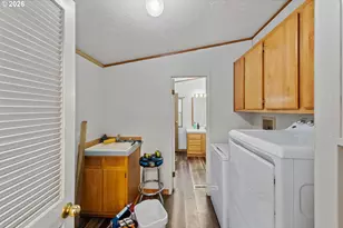 41308 S Powers Rd, Powers, OR 97466 - Photo 17