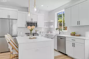 121 N Going St, Portland, OR 97217 - Photo 11