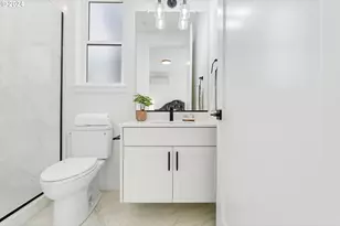 121 N Going St, Portland, OR 97217 - Photo 23