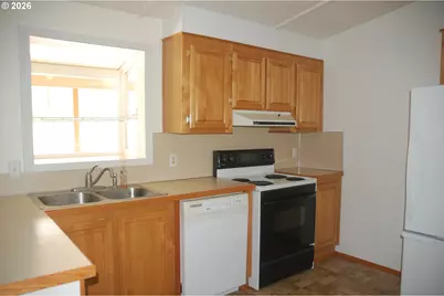 1585 Cottonwood St, Arlington, OR 97812 - Photo 25