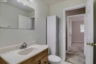 18850 NE Holladay St, Portland, OR 97230 - Photo 19