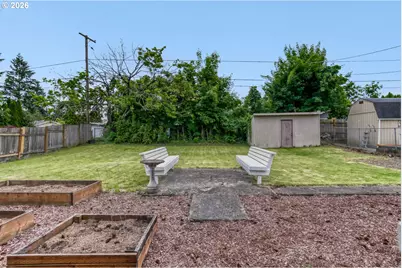 18850 NE Holladay St, Portland, OR 97230 - Photo 23